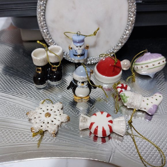 Lenox Christmas Memories 8 Piece Ornament Set Lenox 867170 - Picture 3 of 5